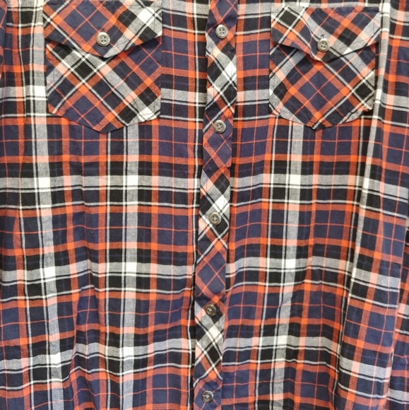 Men's Xtreme Couture Platinum Long sleeve Button - Picture 6 of 8